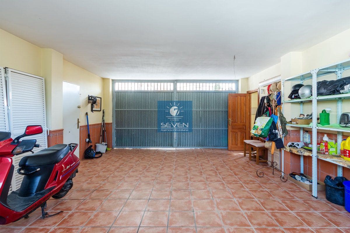 5 soveværelse Villa til salg i Velilla med garage - € 950.000 (Ref: 9627313)