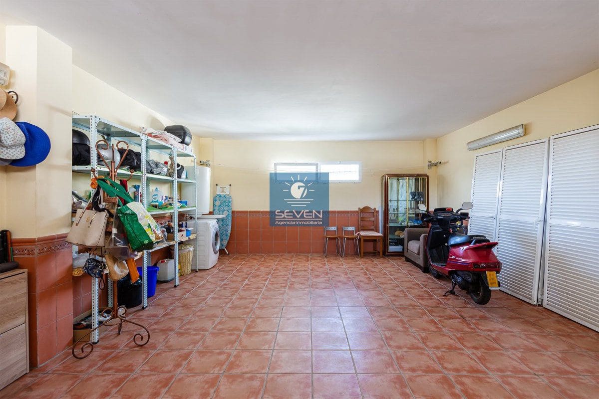 5 soveværelse Villa til salg i Velilla med garage - € 950.000 (Ref: 9627313)