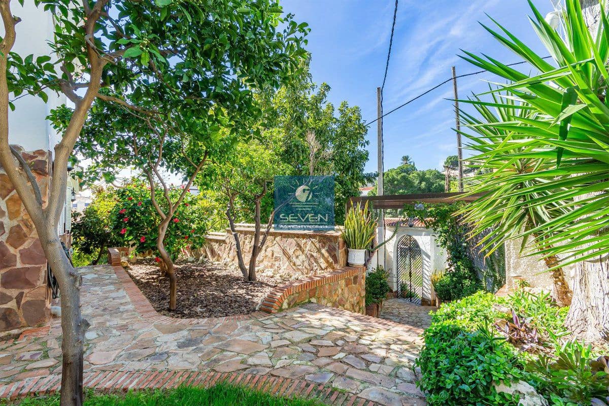 5 soveværelse Villa til salg i Velilla med garage - € 950.000 (Ref: 9627313)