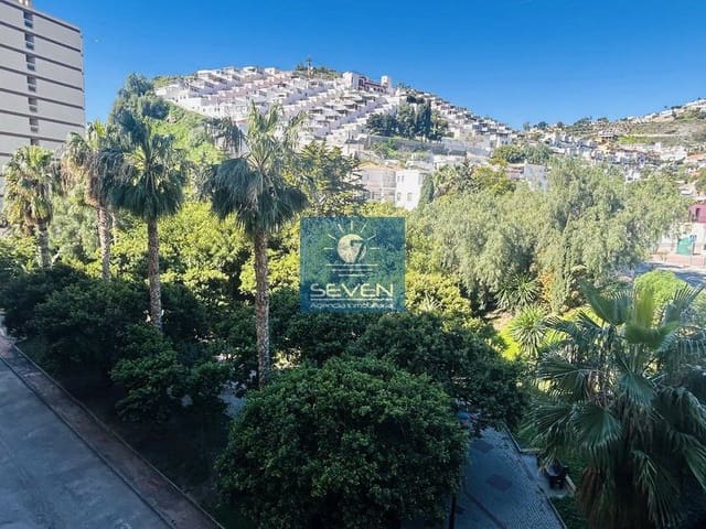 Apartamento de 2 habitaciones en Almuñécar en venta - 295.000 € (Ref: 9658428)