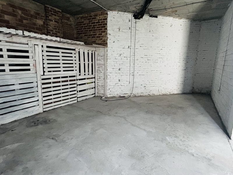 Commercial for rent in Almunecar - € 1,000 (Ref: 9714596)