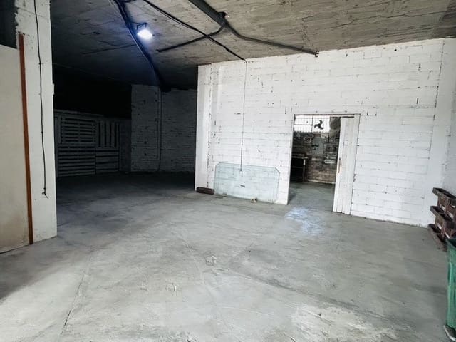 Commercial for rent in Almuñécar - € 1,000 (Ref: 9714596)