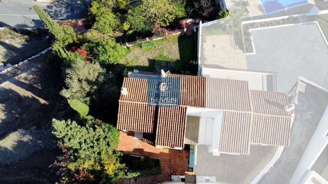 3 soveværelse Semi-Rækkehus til salg i La Herradura, Almuñécar med garage - € 650.000 (Ref: 9755502)