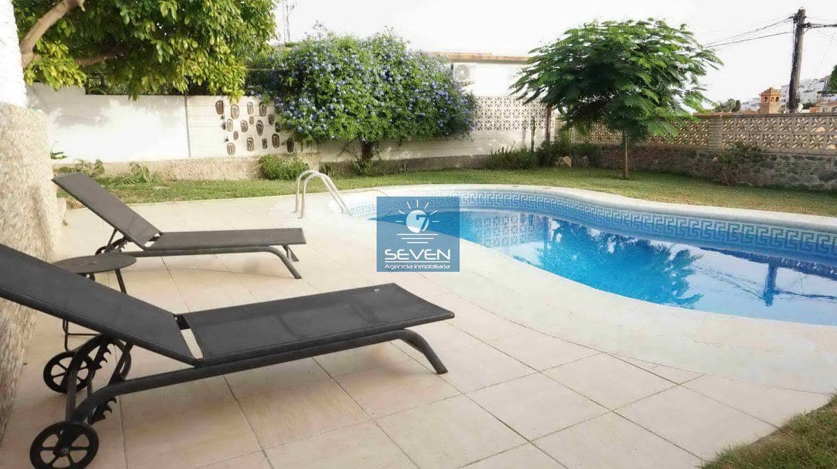 3 slaapkamer Villa te koop in Almunecar met garage - € 550.000 (Ref: 9761747)