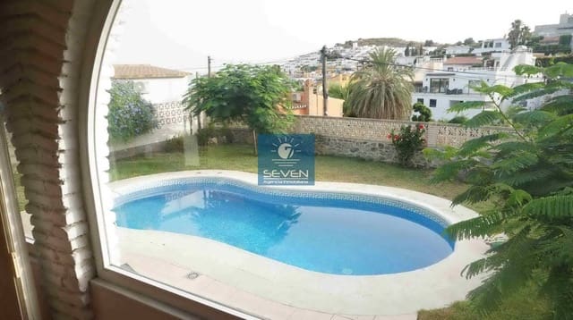 3 slaapkamer Villa te koop in Almuñécar met garage - € 550.000 (Ref: 9761747)