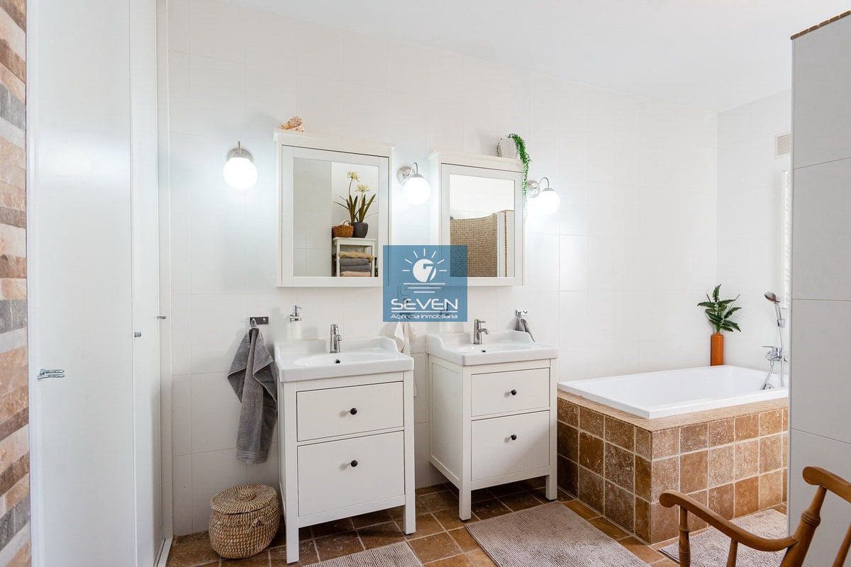 3 sovrum Villa för semesterbostäder i Almunecar med garage - 2 000 € (Ref: 9763528)