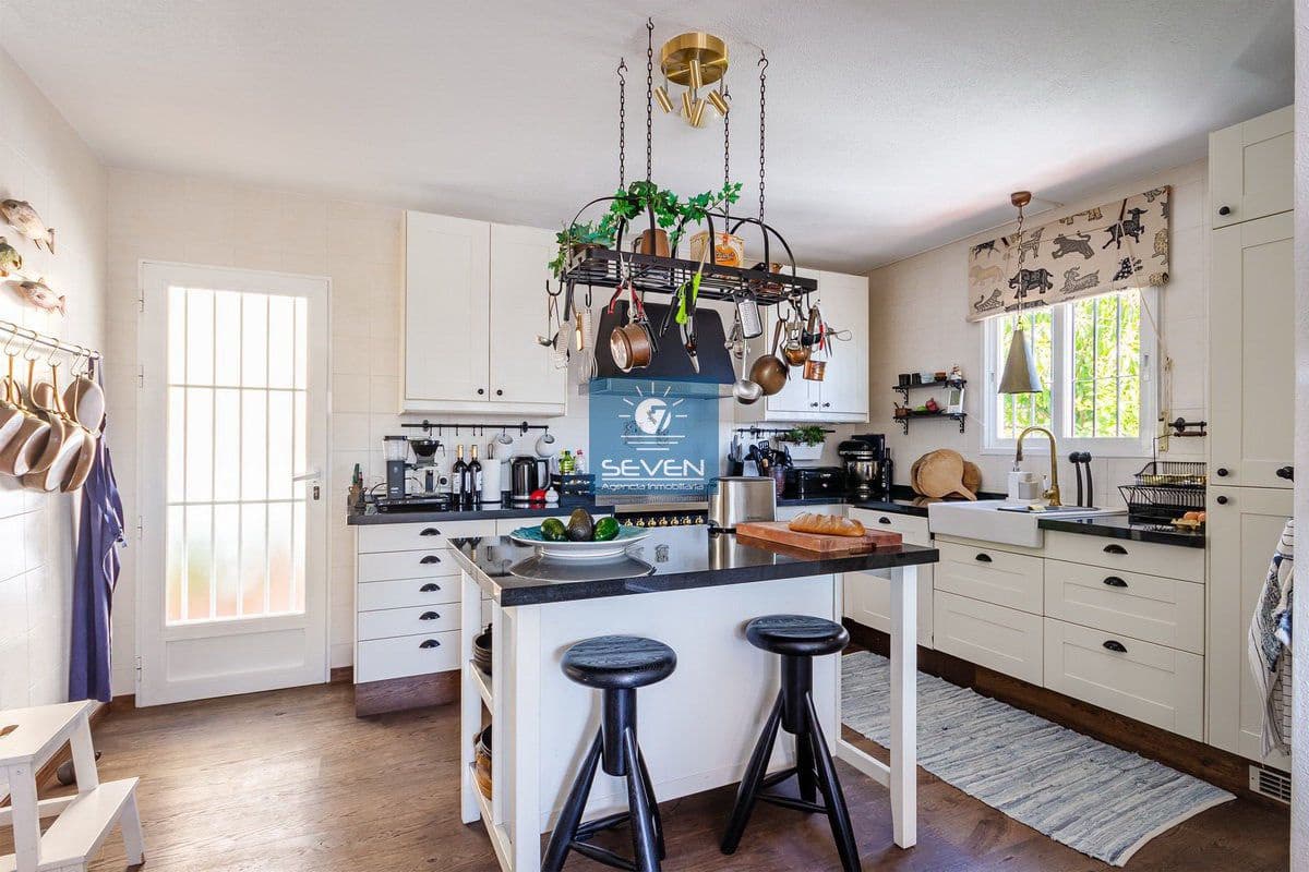 3 sovrum Villa för semesterbostäder i Almunecar med garage - 2 000 € (Ref: 9763528)