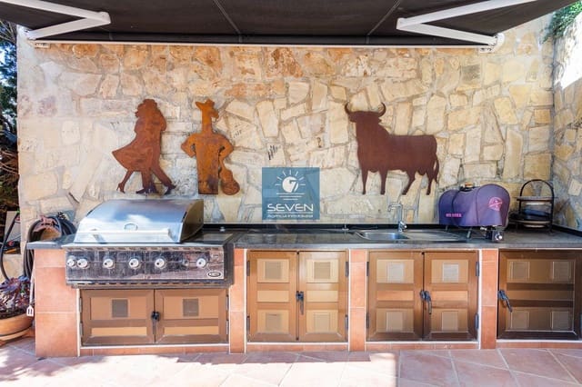 3 camera da letto Villa da affitare come casa vacanza in Almuñécar con garage - 2.000 € (Rif: 9763528)