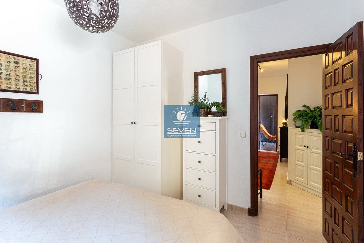 3 soveværelse Villa til leje i Almunecar med garage - € 2.000 (Ref: 9763529)