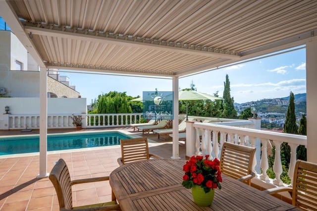 4 sypialnia Willa na sprzedaż w Almuñécar - 575 000 € (Ref: 9777845)