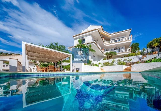 4 sypialnia Willa na sprzedaż w Almuñécar - 575 000 € (Ref: 9777845)