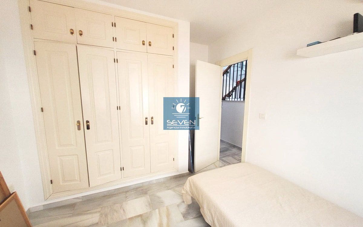 4 soveværelse Byhus til salg i Almunecar med garage - € 469.000 (Ref: 9794273)