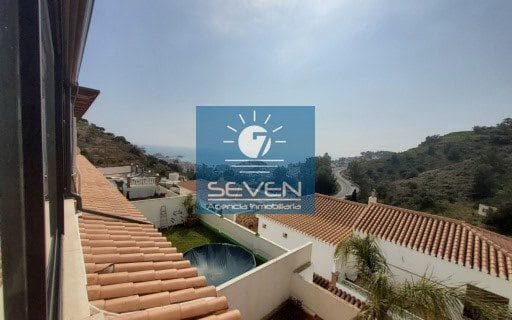 4 soveværelse Byhus til salg i Almuñécar med garage - € 469.000 (Ref: 9794273)