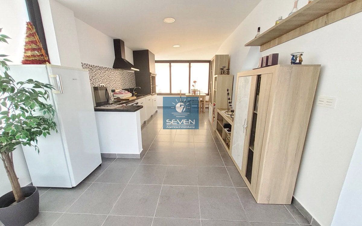 4 soveværelse Byhus til salg i Almunecar med garage - € 469.000 (Ref: 9794273)