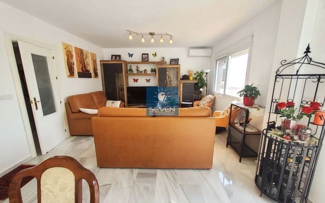 4 soveværelse Byhus til salg i Almuñécar med garage - € 469.000 (Ref: 9794273)