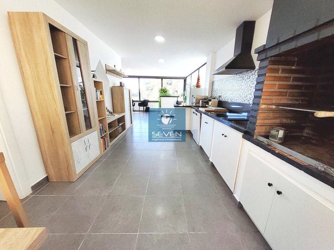 4 soveværelse Byhus til salg i Almunecar med garage - € 469.000 (Ref: 9794273)