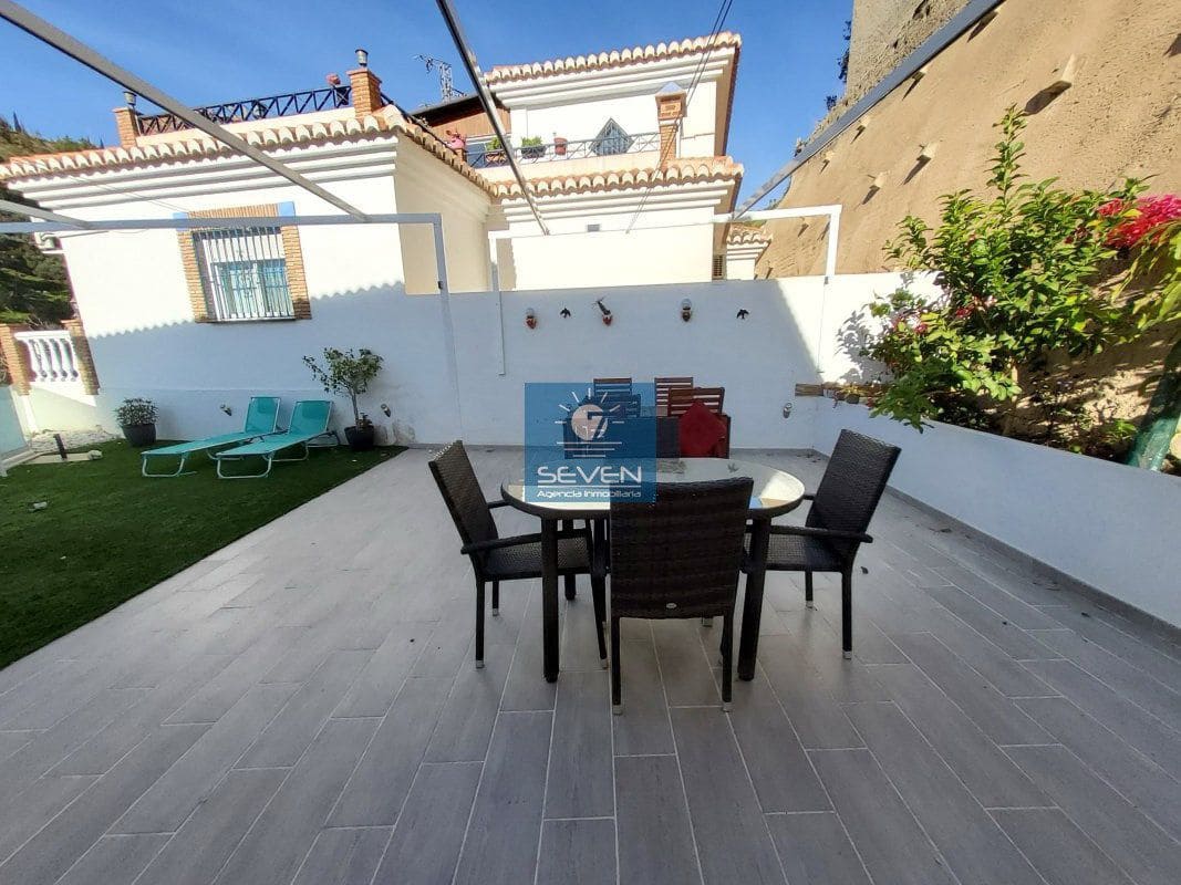 4 soveværelse Byhus til salg i Almunecar med garage - € 469.000 (Ref: 9794273)