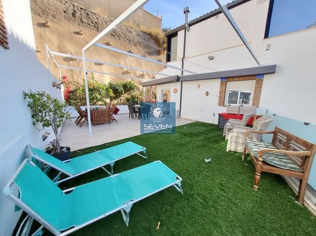 4 soveværelse Byhus til salg i Almuñécar med garage - € 469.000 (Ref: 9794273)