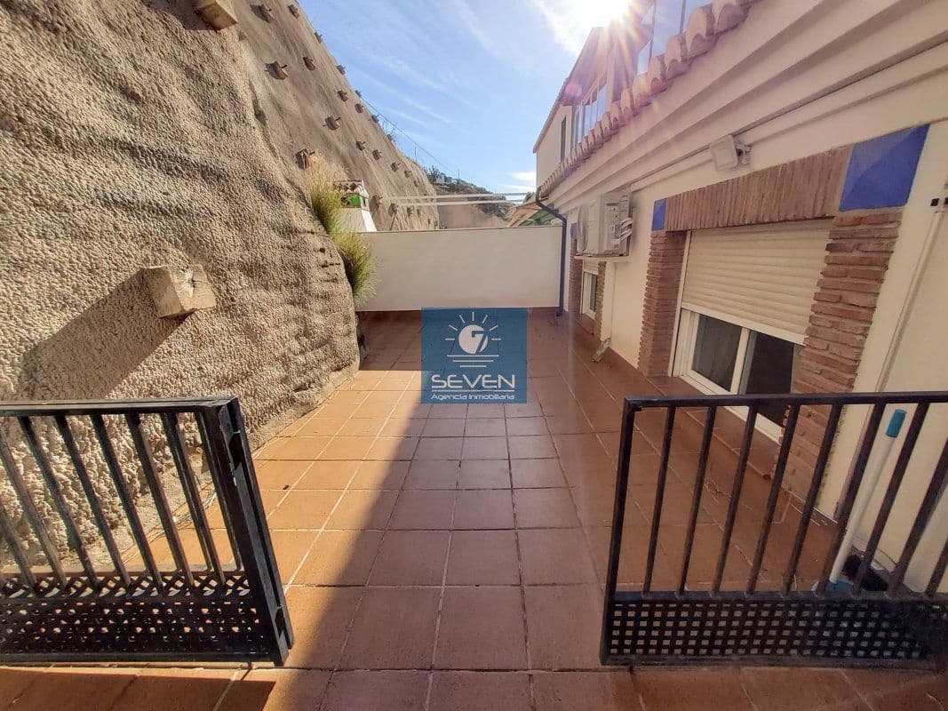 4 soveværelse Byhus til salg i Almunecar med garage - € 469.000 (Ref: 9794273)