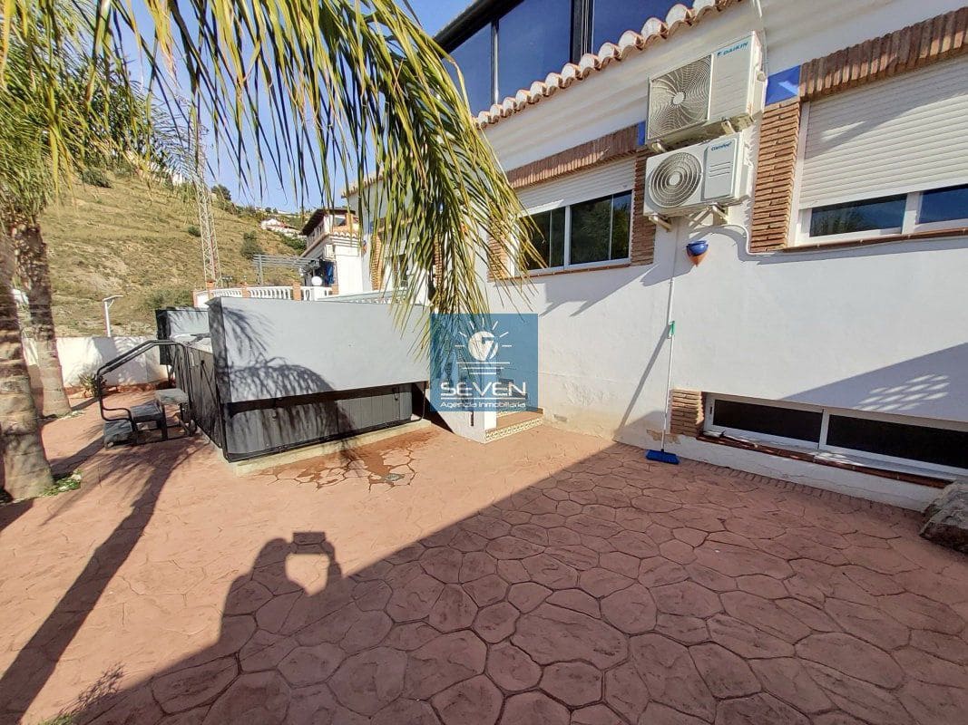 4 soveværelse Byhus til salg i Almunecar med garage - € 469.000 (Ref: 9794273)