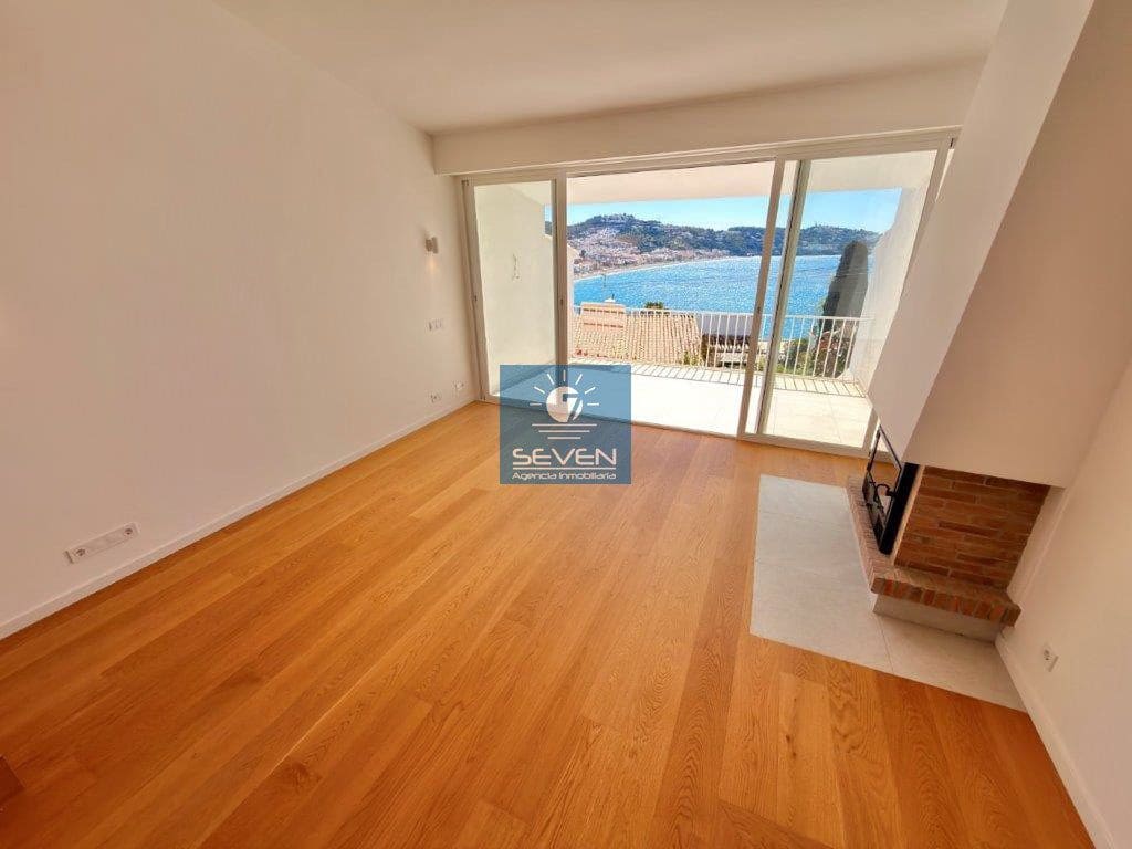 3 bedroom Townhouse for sale in La Herradura - € 370,000 (Ref: 9811410)