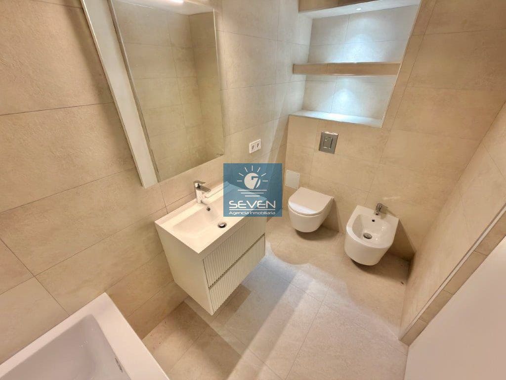 3 bedroom Townhouse for sale in La Herradura - € 370,000 (Ref: 9811410)