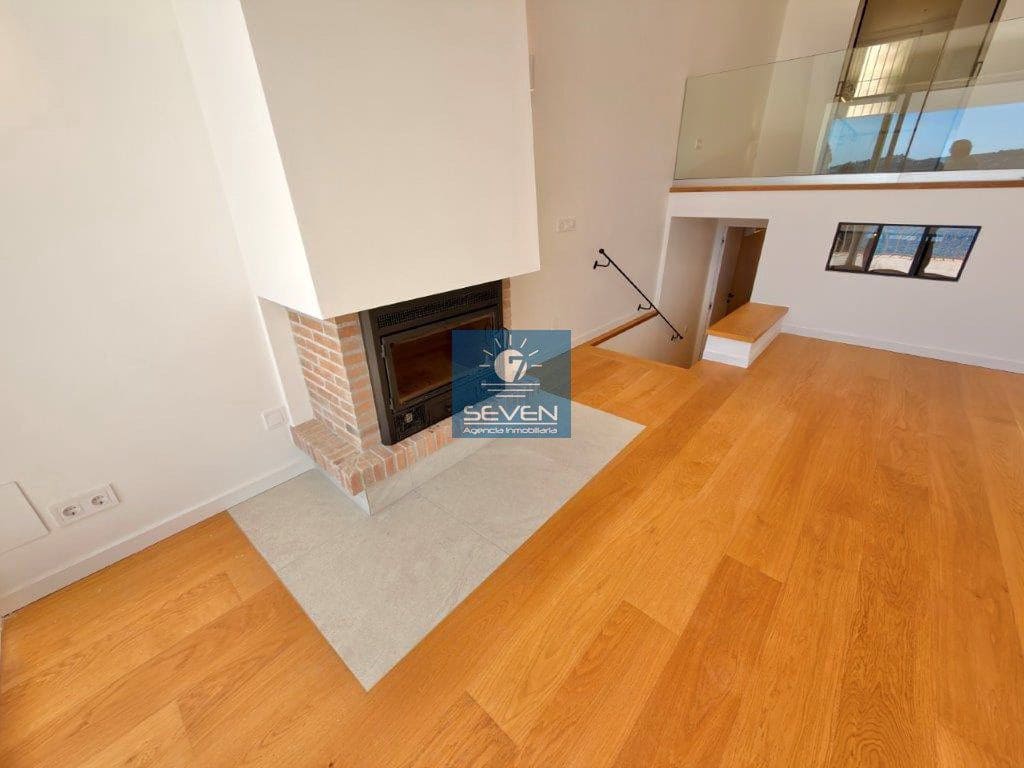3 bedroom Townhouse for sale in La Herradura - € 370,000 (Ref: 9811410)