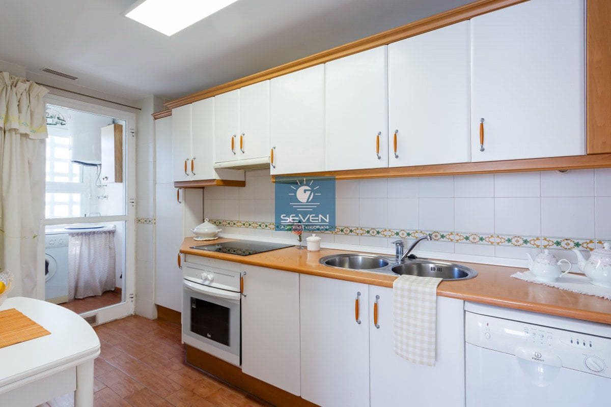 2 sovrum Lägenhet till salu i Almunecar med garage - 290 000 € (Ref: 9824766)