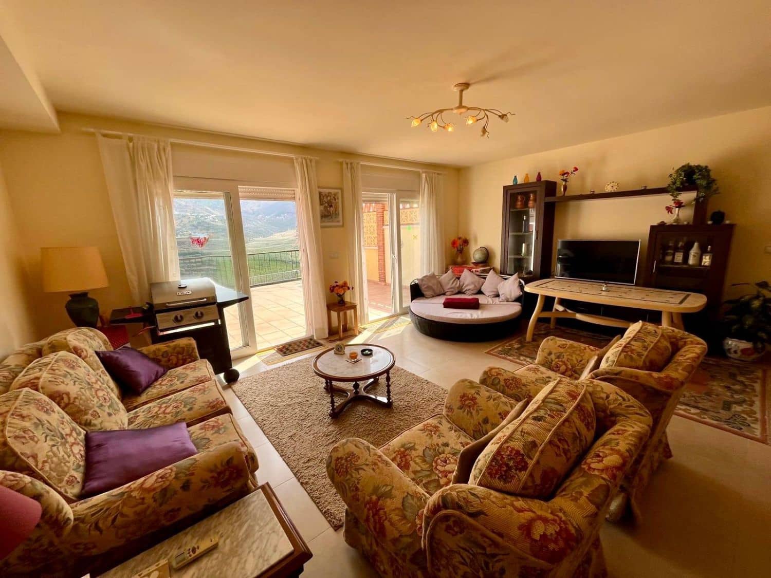 3 bedroom Townhouse for sale in Almunecar with pool - € 280,000 (Ref: 9836192)