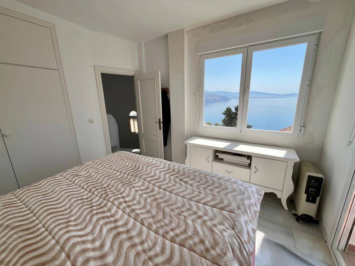 2 sypialnia Willa na sprzedaż w Almunecar z basenem garażem - 630 000 € (Ref: 9850980)