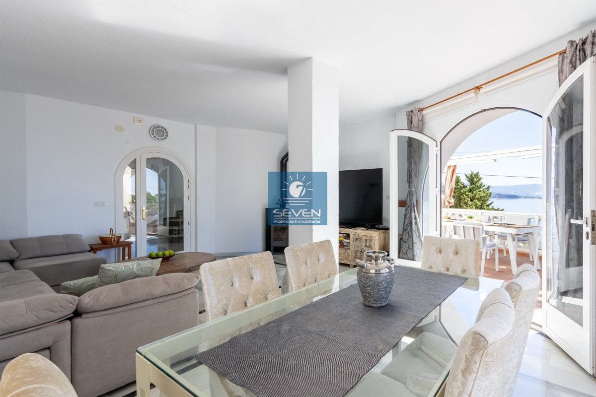 2 bedroom Villa for sale in Almunecar with pool garage - € 598,000 (Ref: 9850980)