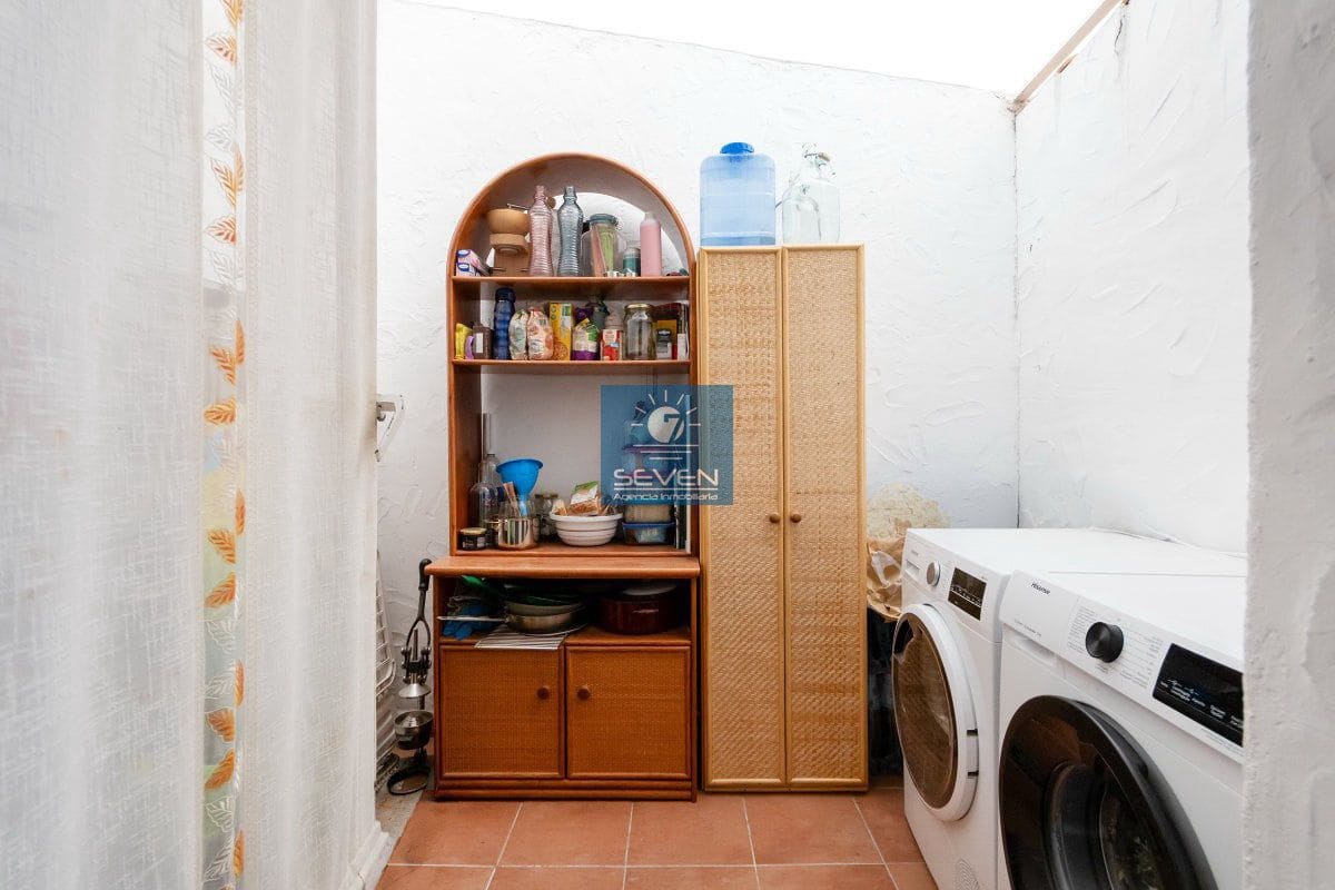 2 bedroom Villa for sale in Almunecar with pool garage - € 598,000 (Ref: 9850980)