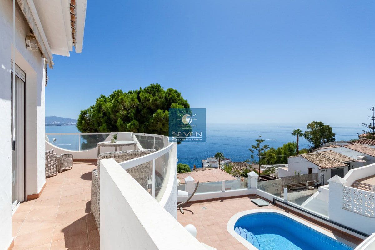 2 bedroom Villa for sale in Almunecar with pool garage - € 598,000 (Ref: 9850980)