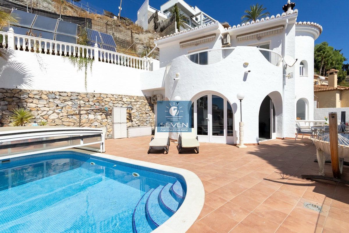 2 bedroom Villa for sale in Almunecar with pool garage - € 598,000 (Ref: 9850980)
