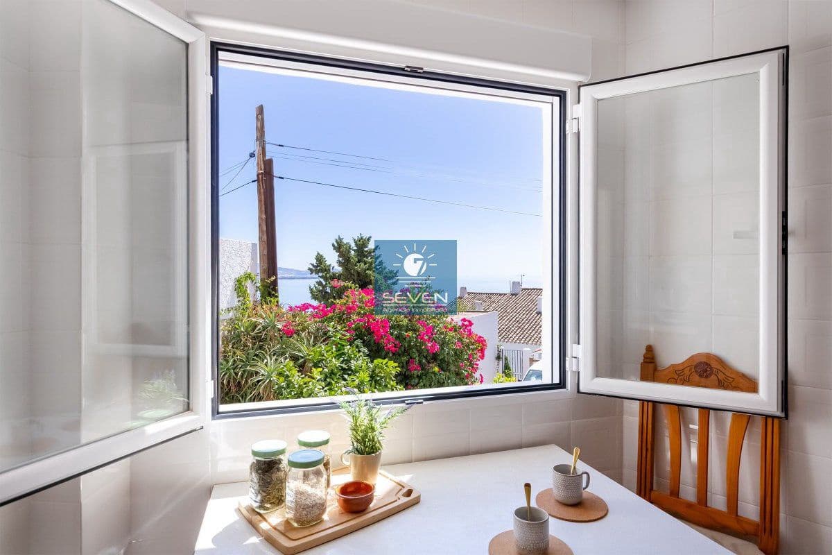2 bedroom Villa for sale in Almunecar with pool garage - € 598,000 (Ref: 9850980)