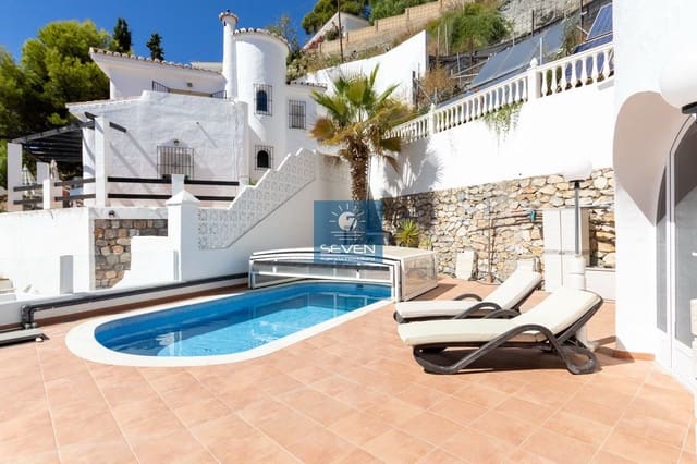 2 Zimmer Villa zu verkaufen in Almuñécar mit Pool Garage - 598.000 € (Ref: 9850980)