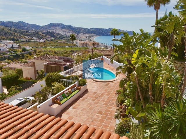 3 slaapkamer Villa te koop in La Herradura, Almuñécar met garage - € 850.000 (Ref: 9861702)