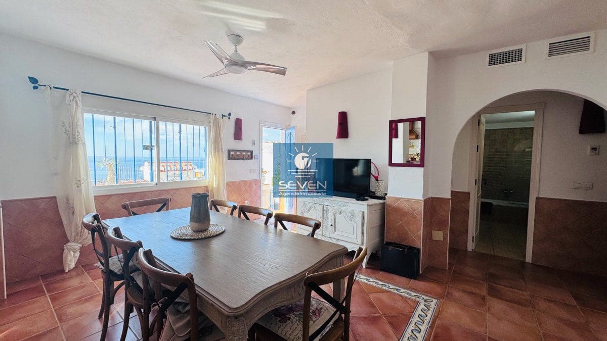 4 soveværelse Byhus til salg i La Herradura med garage - € 699.000 (Ref: 9889998)