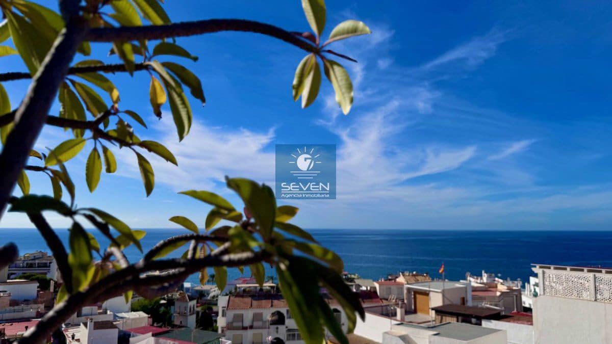4 soveværelse Byhus til salg i La Herradura med garage - € 699.000 (Ref: 9889998)