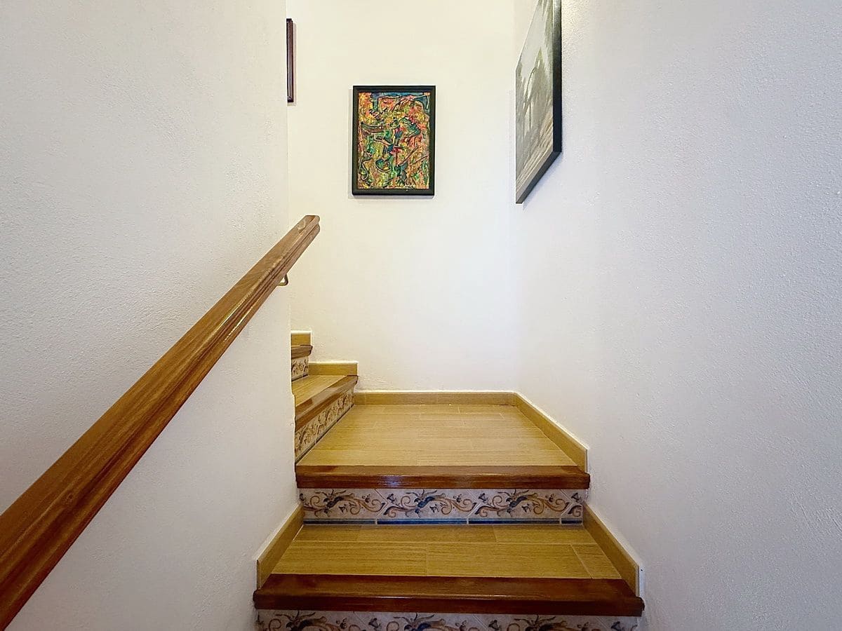 4 bedroom Villa for sale in Cotobro with pool garage - € 749,000 (Ref: 9941964)