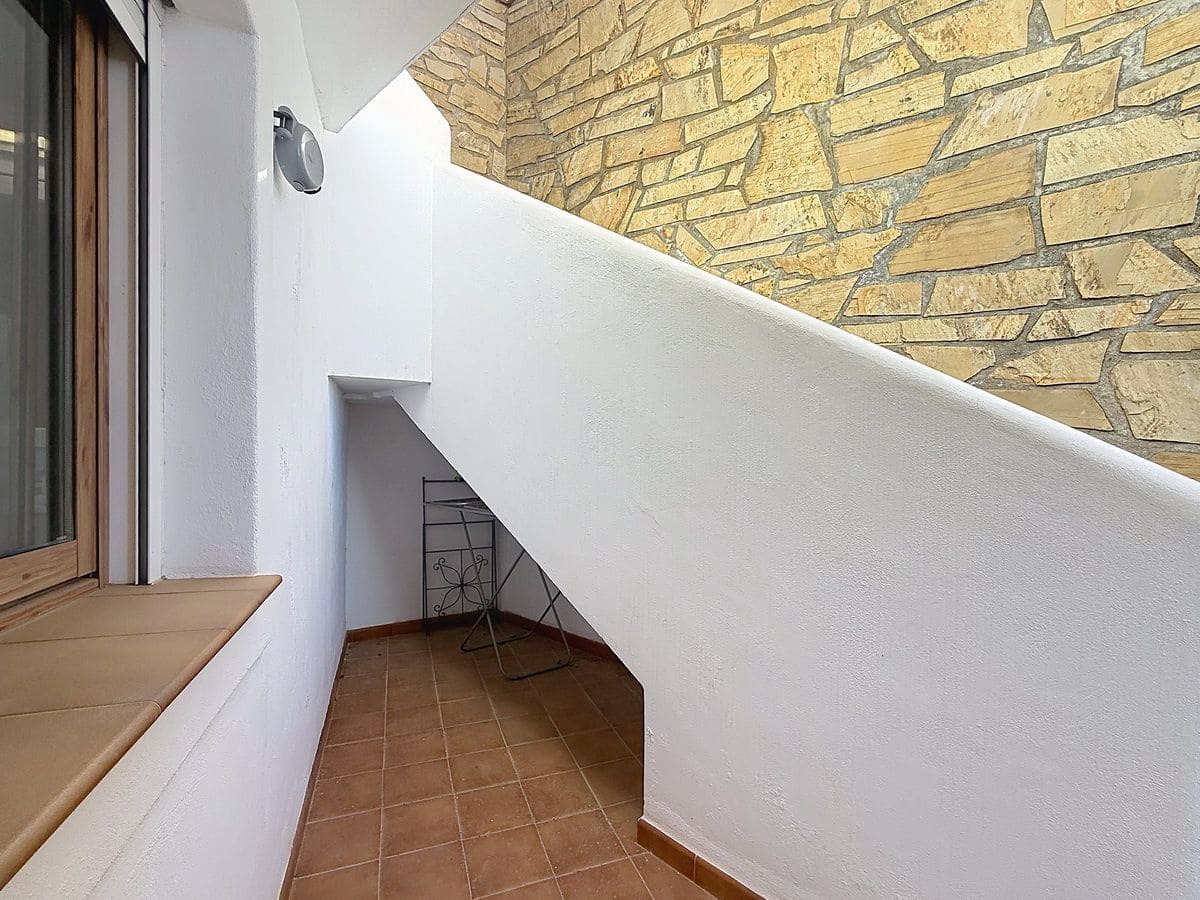 4 bedroom Villa for sale in Cotobro with pool garage - € 749,000 (Ref: 9941964)
