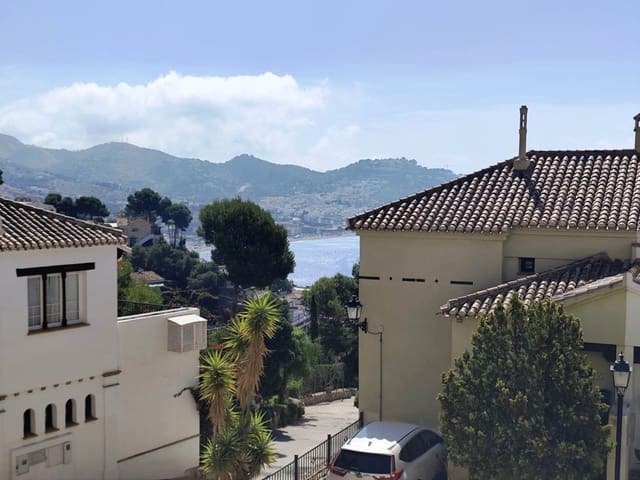 3 chambre Maison de Ville à vendre à La Herradura, Almuñécar avec garage - 325 000 € (Ref: 9966310)