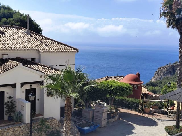 3 chambre Maison de Ville à vendre à La Herradura, Almuñécar avec garage - 325 000 € (Ref: 9966310)