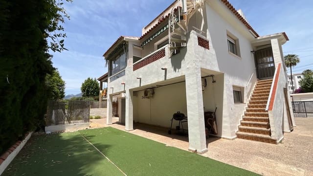 6 sypialnia Willa na sprzedaż w Albir, Alfaz del Pi / L'Alfàs del Pi z basenem garażem - 899 900 € (Ref: 9241034)