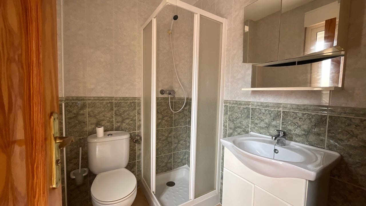 2 soverom Kjedet enebolig til salgs i Polop med svømmebasseng garasje - € 223 000 (Ref: 9241037)