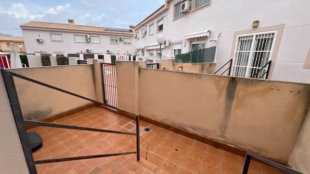 2 makuuhuone Paritalo myytävänä paikassa Polop mukana uima-altaan 
autotalli - 223 000 € (Ref: 9241037)