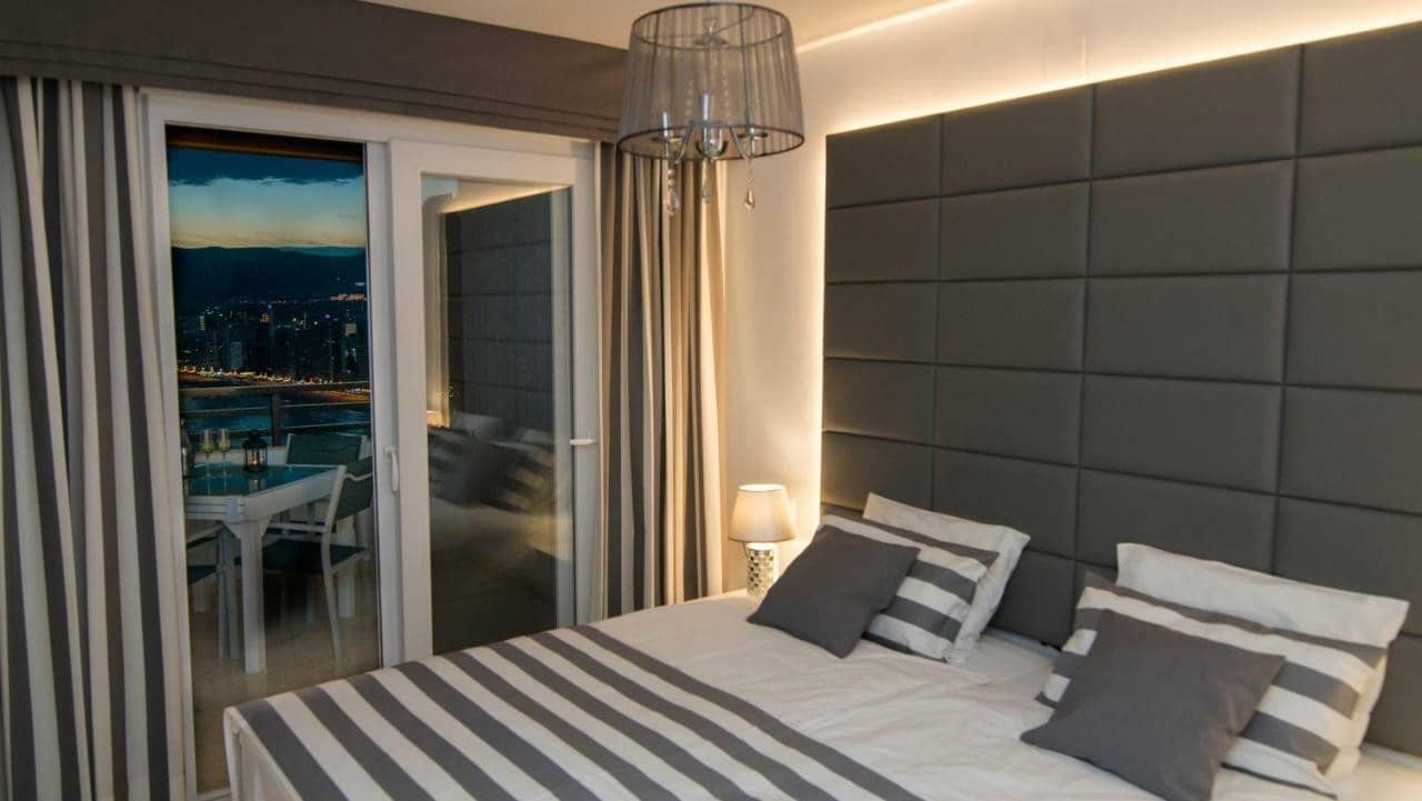 1 makuuhuone Ranta-asunto myytävänä paikassa Benidorm mukana 
autotalli - 275 000 € (Ref: 9241043)