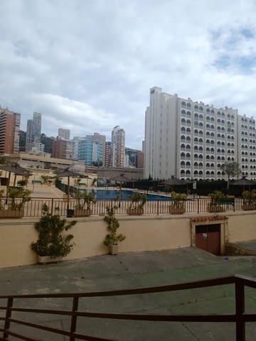 Apartament na sprzedaż w Rincón Bajo, Benidorm z basenem garażem - 189 000 € (Ref: 9241049)