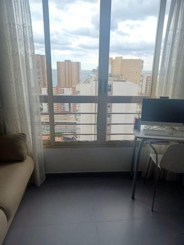 Apartament na sprzedaż w Rincón Bajo, Benidorm z basenem garażem - 189 000 € (Ref: 9241049)