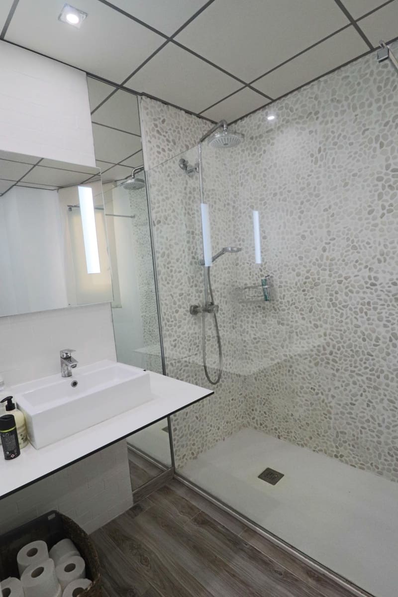 8 bedroom Villa for sale in Coveta Fuma with pool garage - € 2,200,000 (Ref: 9241050)